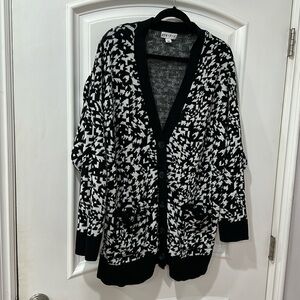 A V A & V I V plus size knit cardigan size 1X